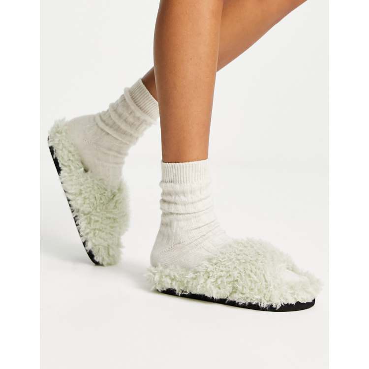 Light discount green slippers