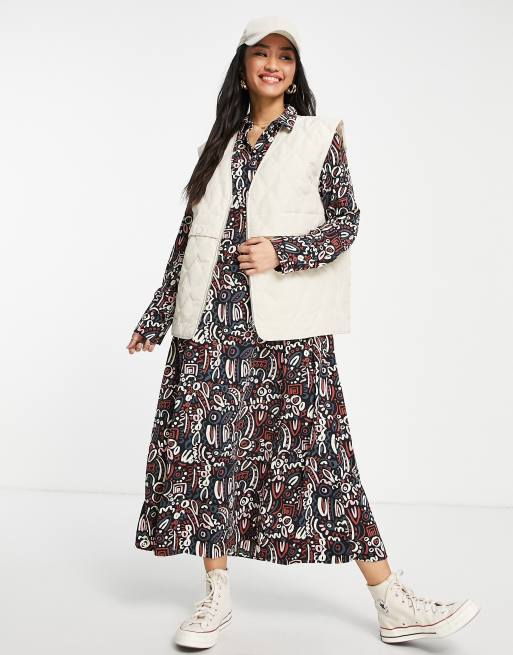 Monki – Czarna sukienka koszulowa midi w kwiatowy wzór – BLACK