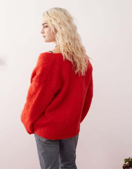 Monki – Czerwony kardigan z dekoltem w szpic z puszystej przędzy, 4 z 4