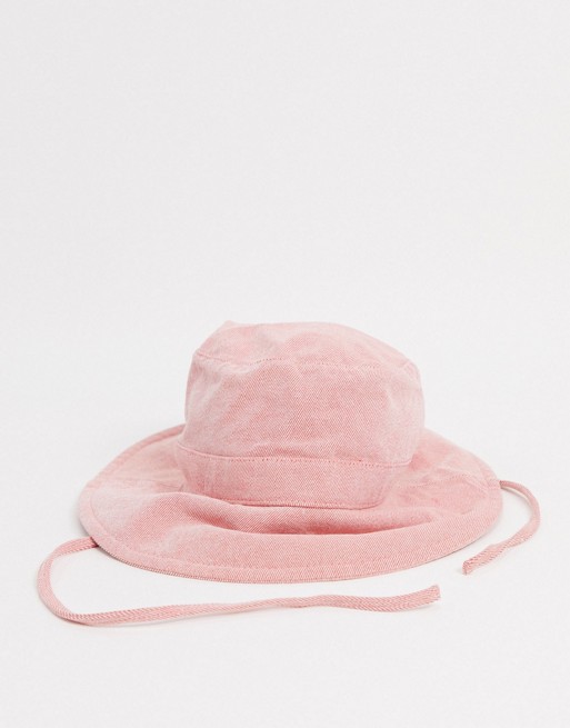 Monki Daisy bucket hat in pink
