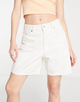 Monki Denim Shorts In Ecru-white