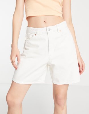 Monki denim shorts in ecru