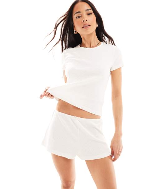 Monki – Domowy biały zestaw z dzianiny pointelle z szortami i krótkim T-shirtem - view 1