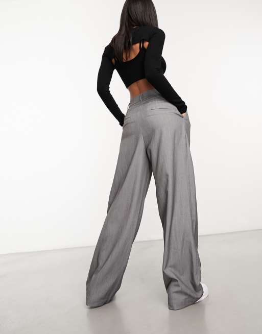 Monki - Elegante broek met wijde pijpen en hoge taille in lichtgrijs, 2 van 4