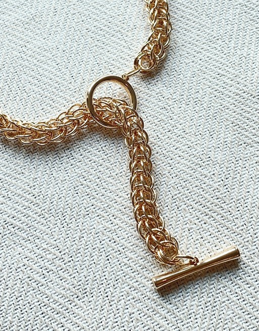 Monki Erin chunky bar necklace in gold
