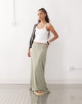 [Monki] Monki floaty maxi skirt in khaki-Green XXL Khaki