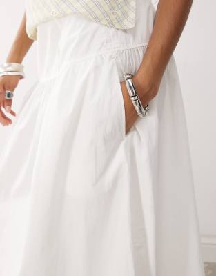 Monki Floaty Poplin Maxi Skirt With Dropped Waist Detail