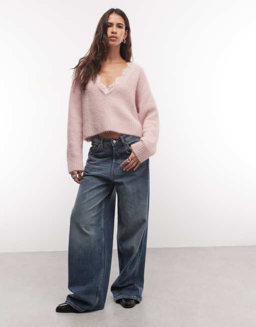 Monki fluffy striktrøje med v-hals og blondekant i støvet pink, 2 af 4