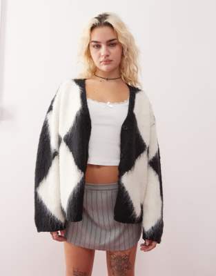 fluffy yarn knitted cardigan with v neck in black and white check jacquard-Multi