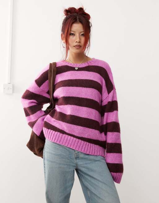 Monki - Gebreide trui met ronde hals in roze met bordeaux strepen