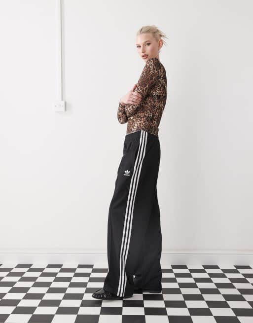 Monki - Gennemsigtig, ribstrikket top med lange ærmer og brunt leopardprint, 2 af 4