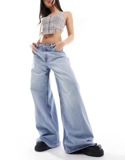 Monki - Giga - Jeans met lage taille en ultra losse pasvorm in blauw - view 1