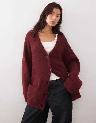 Monki - Gilet oversize en maille duveteuse - Bordeaux-Violet