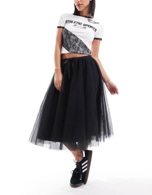 Monki Gonna midi a ruota nera in tulle con dettaglio avvolgente