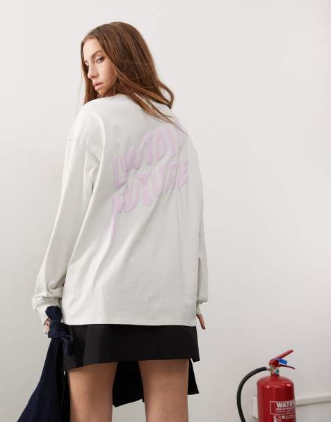 Monki – Grå, långärmad t-shirt med 'Untold Future'-tryck - view 1