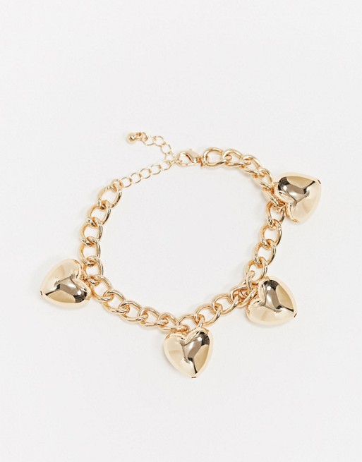 Monki Harty chain bracelet with heart in gold