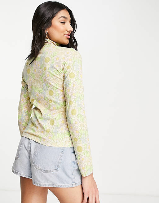 Tops Monki high neck top in pastel floral print 