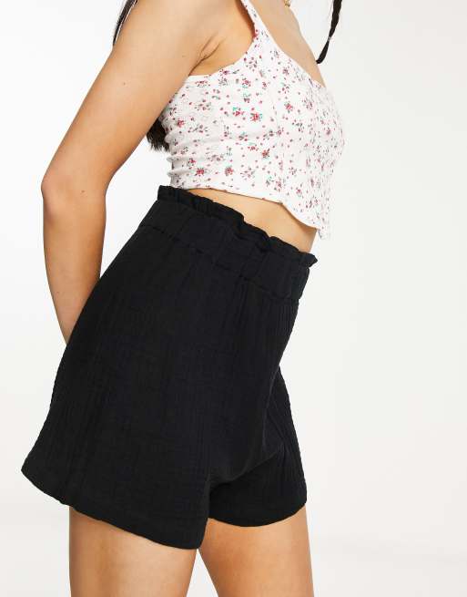 black high waisted flowy shorts