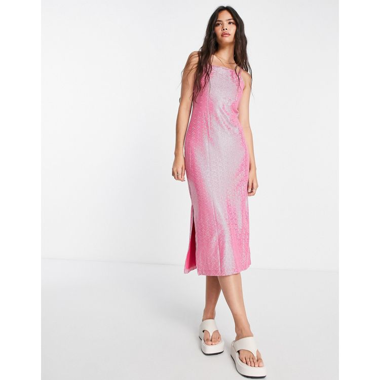 Monki - Holografische midi-jurk in roze | ASOS
