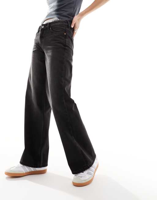Monki – Imoo – Jeans in verwaschenem Schwarz mit niedrigem Bund und weitem Schnitt, 4 von 5