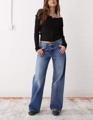 Imoo low waist wide leg jeans in mid blue wash