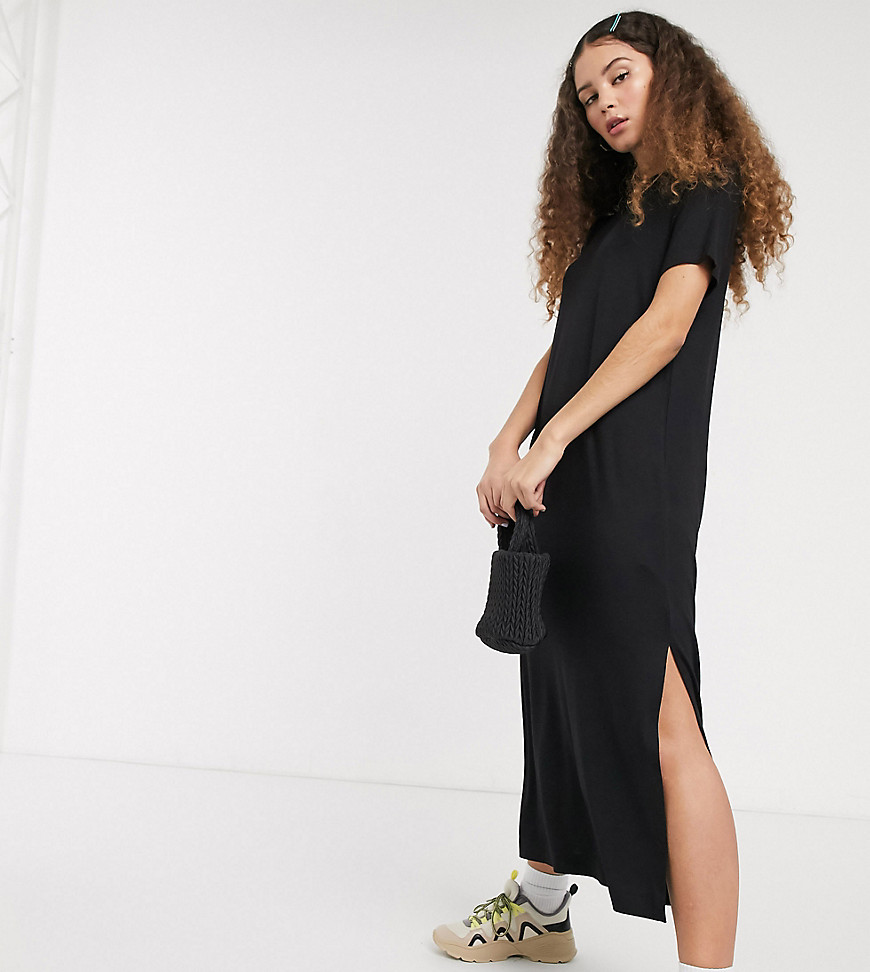 monki -  – Isabella – Schwarzes Midi-T-Shirt-Kleid aus Jersey mit Seitenschlitz