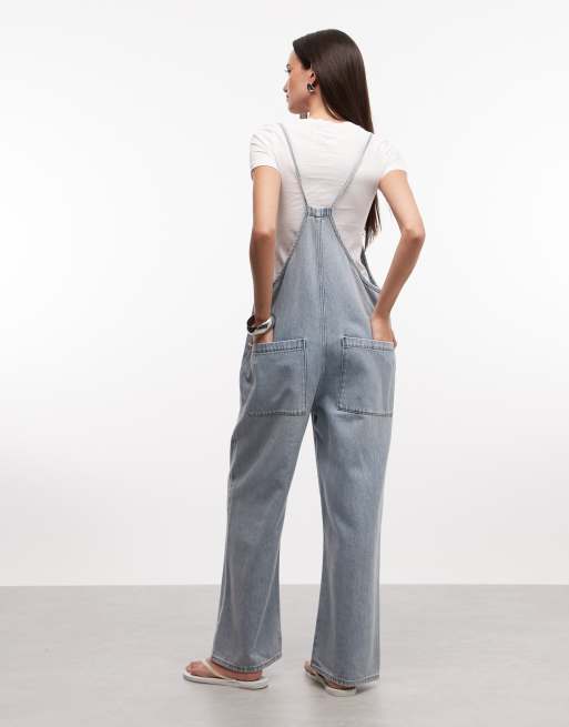Monki – Jeans-Jumpsuit in hellblauer Waschung mit weitem Bein, 3 von 4