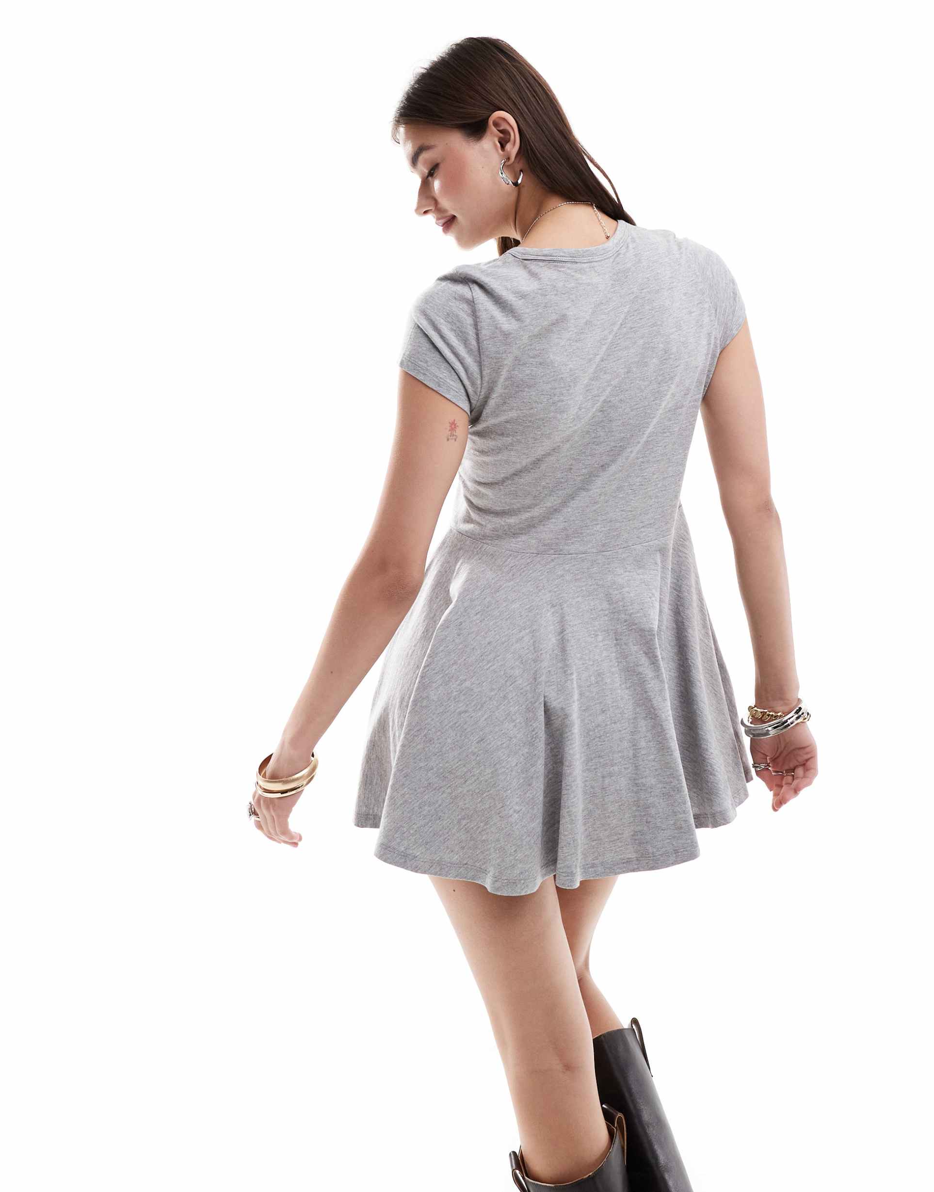 monki jersey short sleeve mini dress with a-line skirt in gray heather