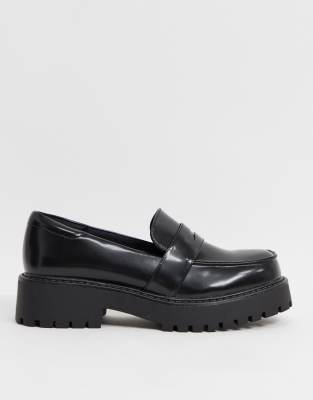 Monki June chunky faux leather loafer in black | ASOS