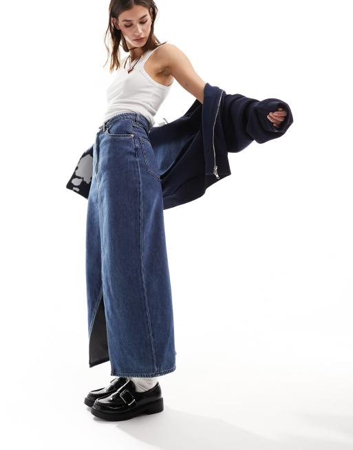 Monki - Jupe fendue mi-longue en jean - Bleu moyen délavé