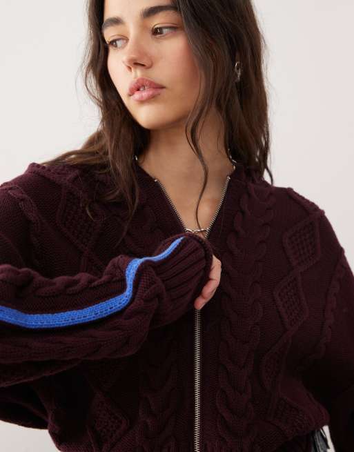 Monki - Kabelgebreid vest met capuchon en dubbele ritssluiting in bordeauxrood en blauw, 3 van 4