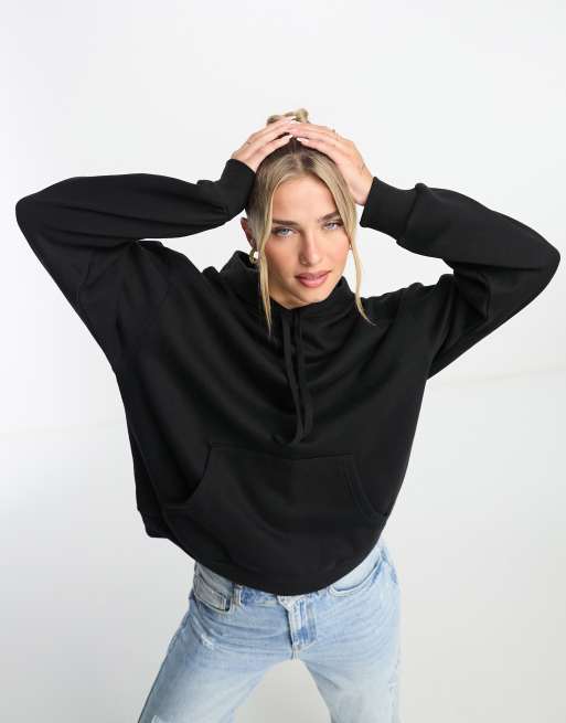 Monki – Kapuzenpullover in Schwarz