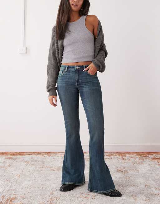 Monki - Katsumi - Lavtaljede jeans med svaj og sløjfeudsmykninger, 3 af 5