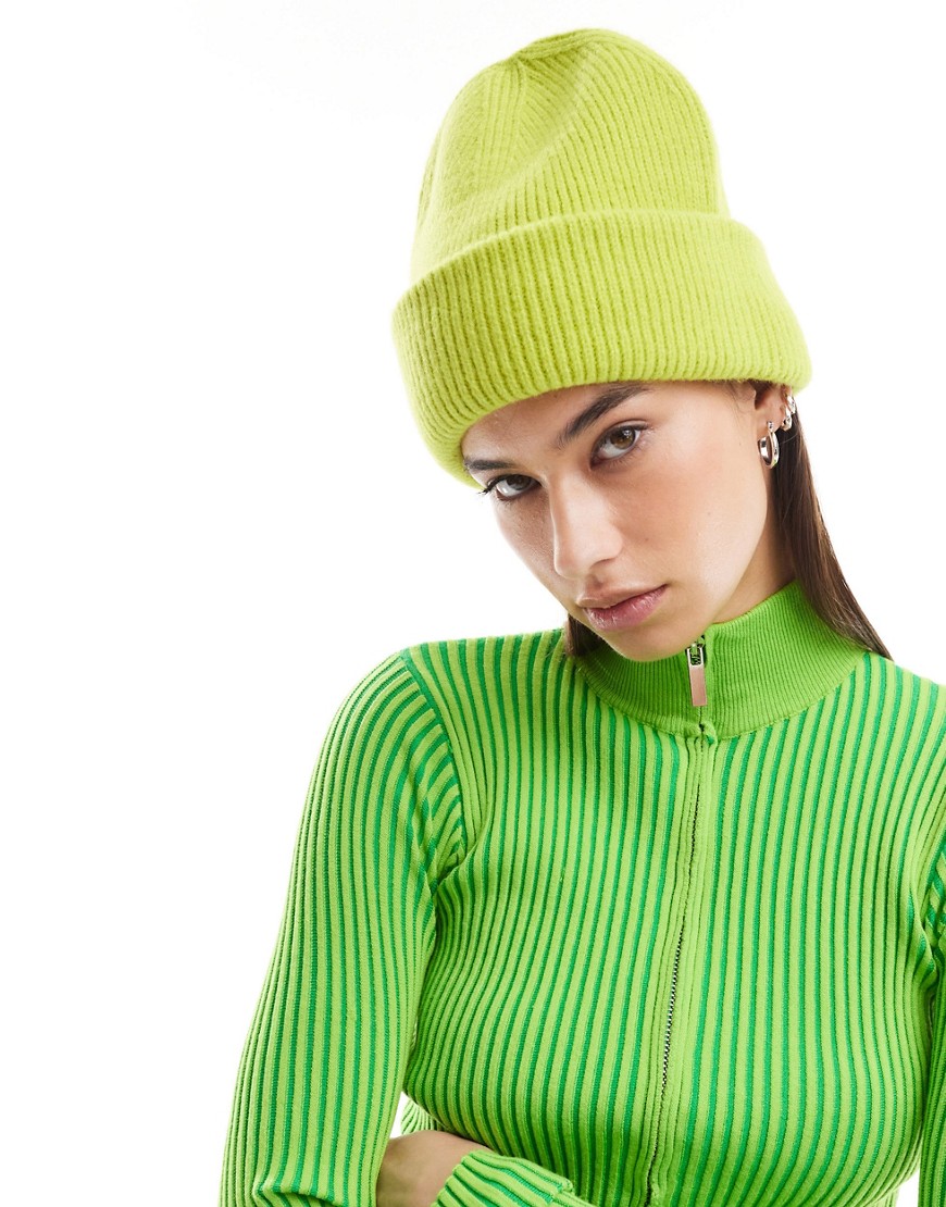 Monki knitted beanie hat in green