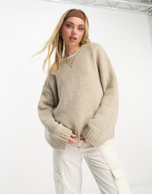 Monki knitted round neck sweater in beige melange