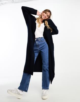 Monki – Lang geschnittene Strickjacke in Dunkelblau