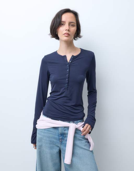 Monki langärmliges Henley-Top in Dunkelmarine, 4 von 5
