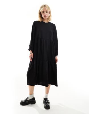 Monki - Langärmliges Midi-Hängerkleid in Schwarz