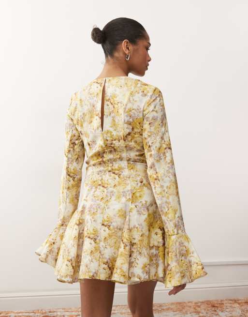 Monki - Langærmet flagrende minikjole med blomsterprint, 4 af 4