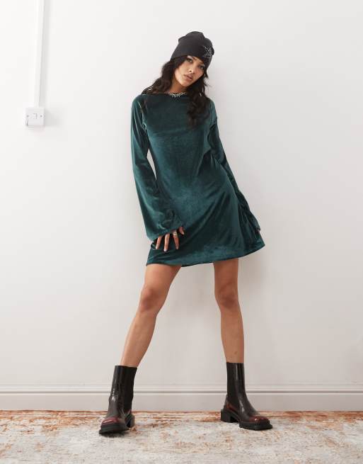Monki - Langærmet grøn minikjole i velour