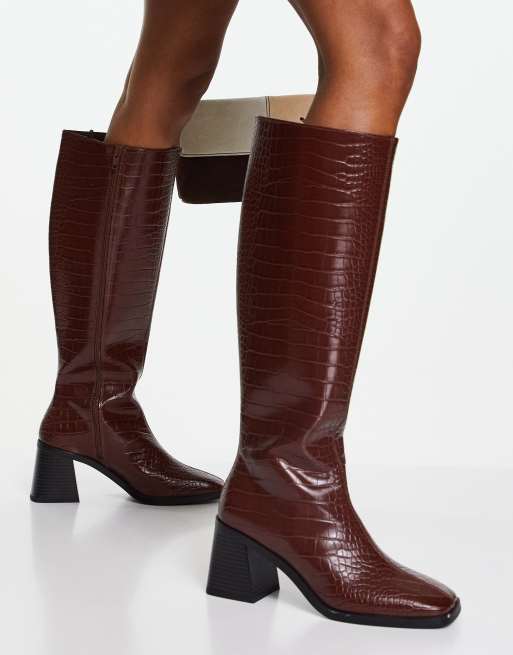 Monki leather knee high heeled croc boots in brown - BROWN