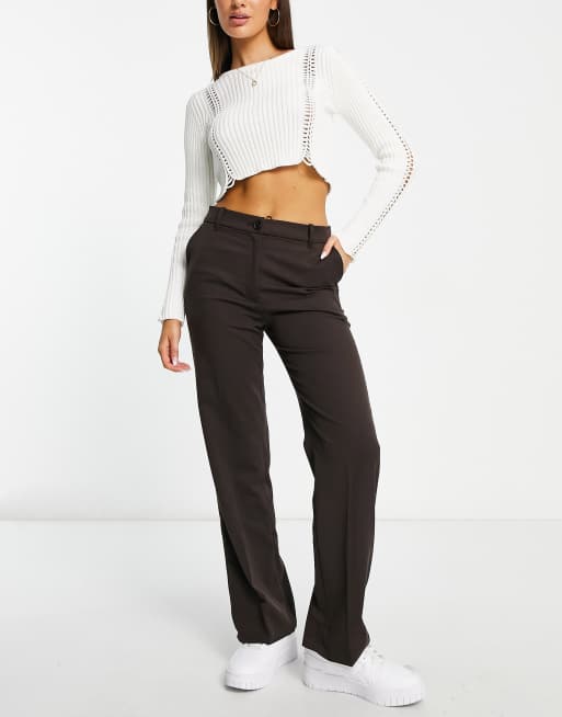Monki – Legere, elegante Hose in Dunkelbraun