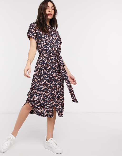 Monki Lexi printed tie waist midi shirt dress in black and coral | ASOS