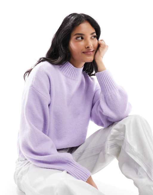 Monki – Liliowofioletowy sweter dzianinowy z golfem