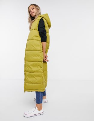 long sleeveless padded jacket