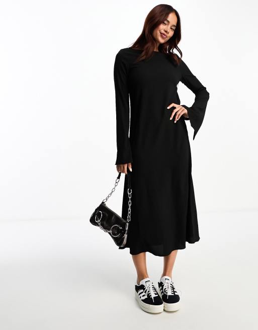 Flare Trumpet Bell Sleeve Dress