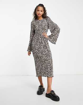 Monki Long Sleeve Smock Midi Dress In Leopard Print-brown