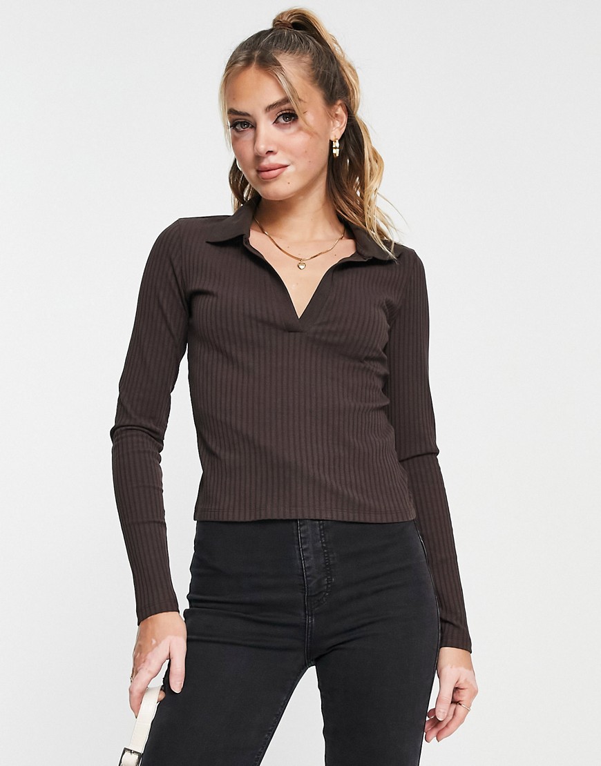 Monki long sleeve top with collar in brown
