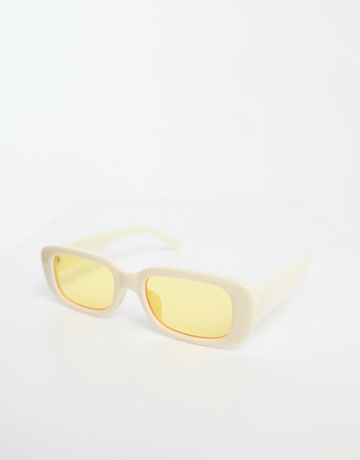 Monki - Lunettes de soleil à petite monture rectangulaire et verres jaunes - Crème, 4 de 4