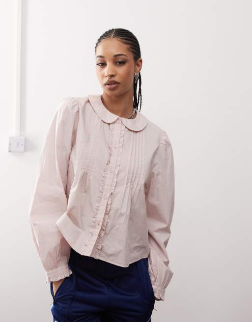 Monki - Lyserød skjortebluse med lange ærmer og flæsekrave